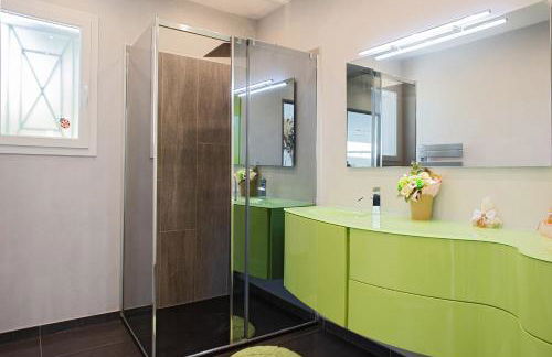 Belle Villa moderne avec piscine et jardin - Foto 11