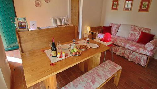 Cottage in Montelabbate With Pool, Garden, Bbq, Parking - Foto 4