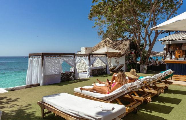 Bora Bora Cartagena - Photo 71