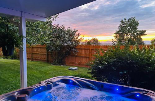 Walnut Street Retreat with Hot Tub, 3 Bedrooms - Foto 1