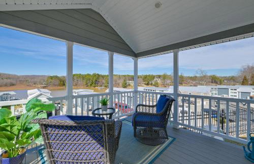 Boat & Fish: Waterfront Gem in Sherrills Ford! - Photo 12