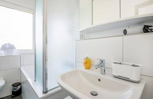 6 Gäste - Zentrale 2-Zi Wohnung - Nähe Arena - Foto 29