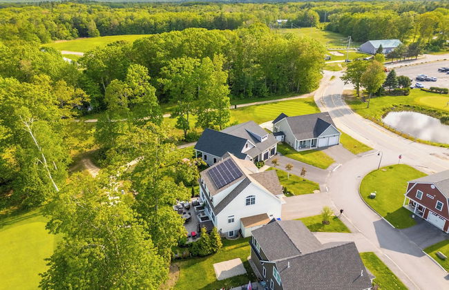 Golf-front Personal Arcade Hot tub Outdoor Kitchen - Photo 62