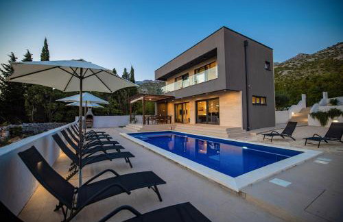 Royal Promons - heated pool - Foto 33