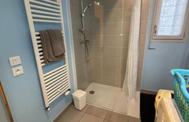 2 bedrooms, air conditioning, garage, metro - Foto 8