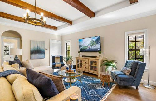 Spanish 4BR Compound w Casita & Private Yard - Foto 11