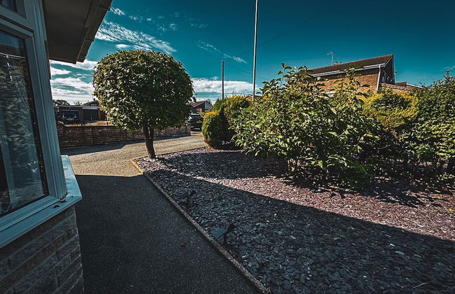 Charming 3-bedroom Bungalow in Oulton Lowestoft - Foto 45