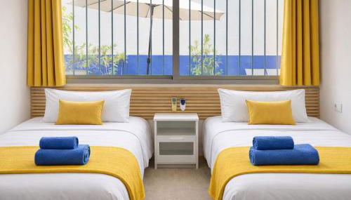 Apto T Patio Sevillano - Garaje privado con carga eléctrica - Photo 3