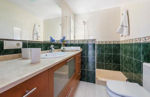 Vistafar - Private Pool & Only 50m to the Sea - Foto 30