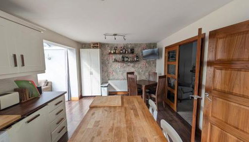 Sydenham Serenity: Bright Home with Conservatory - Foto 3