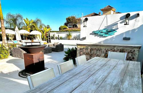 Casa Duende, Estepona, Private beach house with heated pool - Photo 45