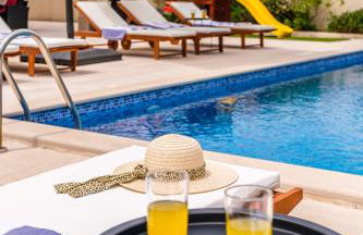 Villa Janie with a pool for up to 16 people - Photo 16