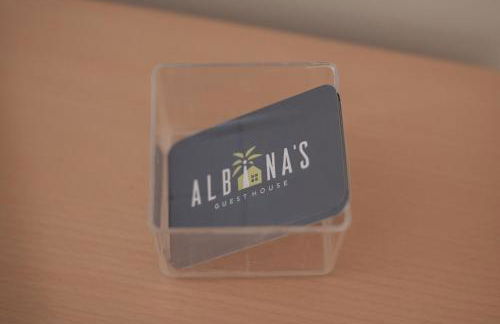 Albina's Guest House, em Leça, a 500m da praia - Photo 32