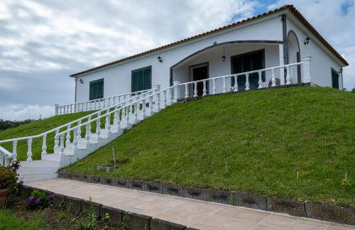 Hydrangea House - Photo 45