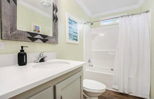 Practically Perfect - Foto 23