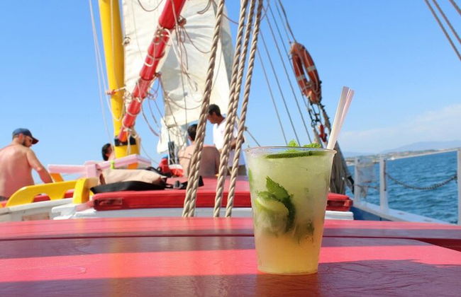 Tour in barca a vela di mezza giornata a Baia de Lagos con pranzo - Foto 5