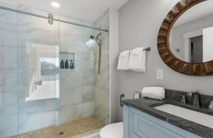 Livin' Large Lake Norman Estate w/ Pool, Dock, Game Room & Scenic Views - Foto 90