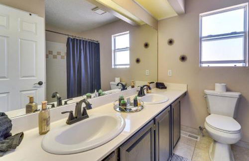 Quiet Stay in Convenient Rio Rancho Community! - Foto 15