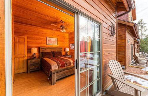 Cabin #1 Buffalo Herd -Pet Friendly - Sleeps 6 - Playground & Game Room - Foto 20
