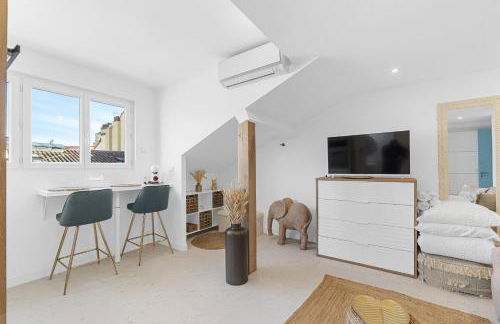 Studio V - à 2 min du Palais - Hypercentre - Calme - Foto 1