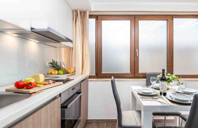 Modern Comfort With Shared Pool & Lush Green Surroundings in Kastav - Foto 10