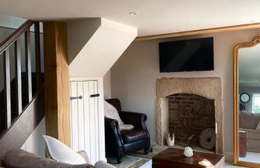 Cedar Cottage newly renovated cottage - Foto 6