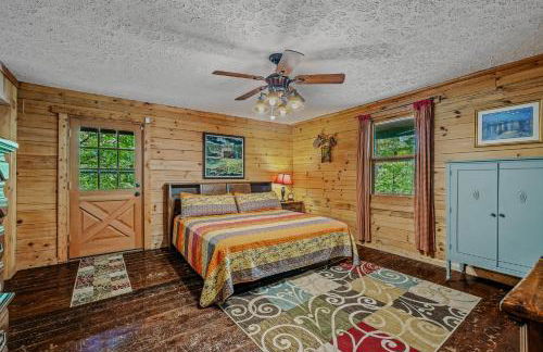 Seventh Heaven - Hot Tub, Pet Friendly, Grill, Wifi, Deck, Covered Porch, Family Friendly, Kid's Loft, King Bed - Foto 28