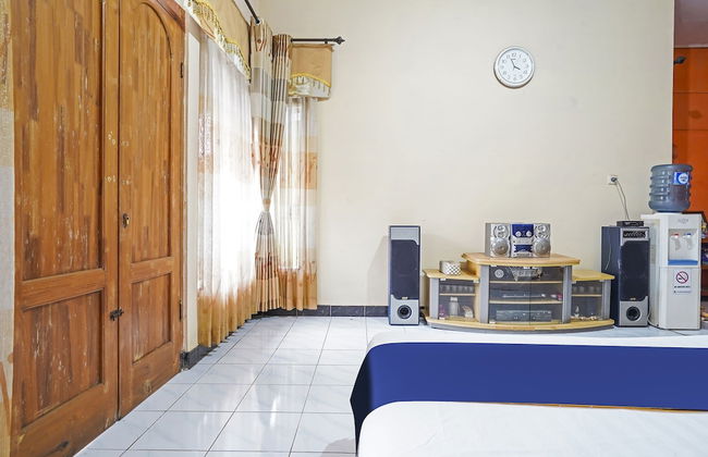 Hotel O Eco Tourism Desa Cipada Bukit Senyum Homestay Syariah - Photo 14