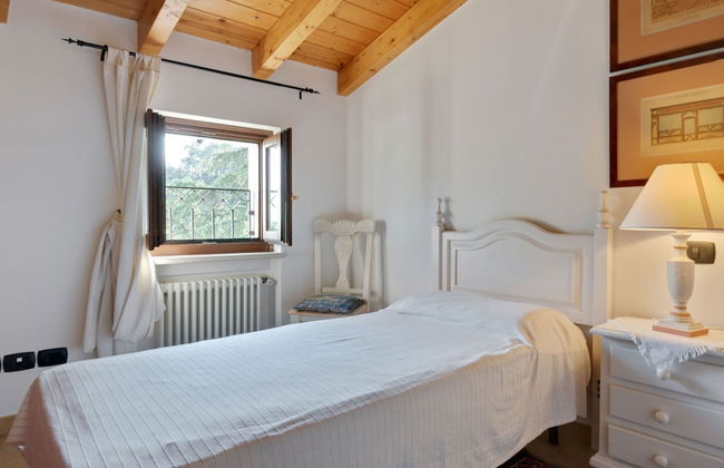 Fabulous Mansion in Pesina Spezie near Lake - Foto 6