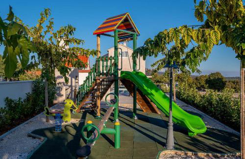 Luxury Villa David with swimming pool, sauna and jacuzzi - Foto 18