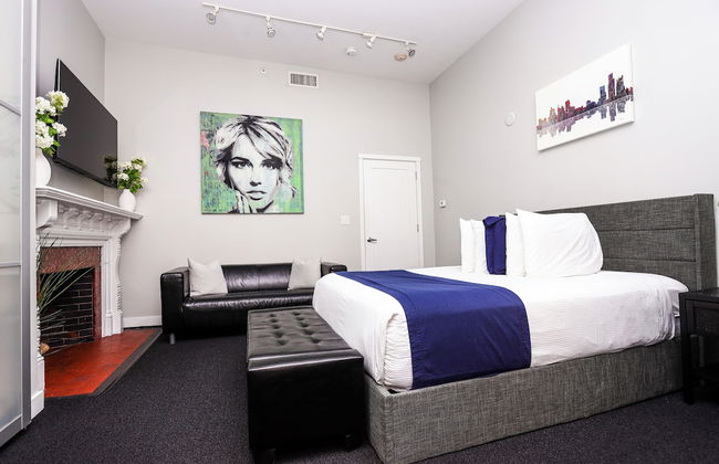 Maverick Suites at 245 Newbury St - Photo 52