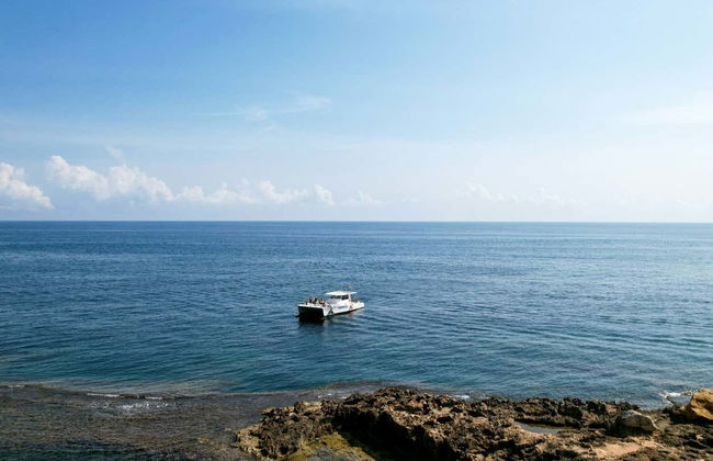 Passeio de catamarã por Altea - Foto 2