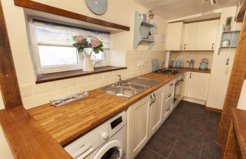 Cuain Cottage Watchet - Photo 15