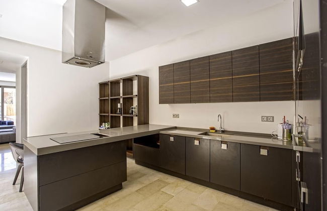 Villa Amara Oliver Palm Resort - Photo 16