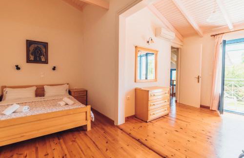 Valentino Corfu - Photo 25