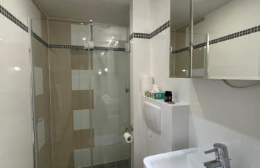 4 bedrooms, 2 bathrooms, kitchen, terrace - 10 min to fairground - Foto 5