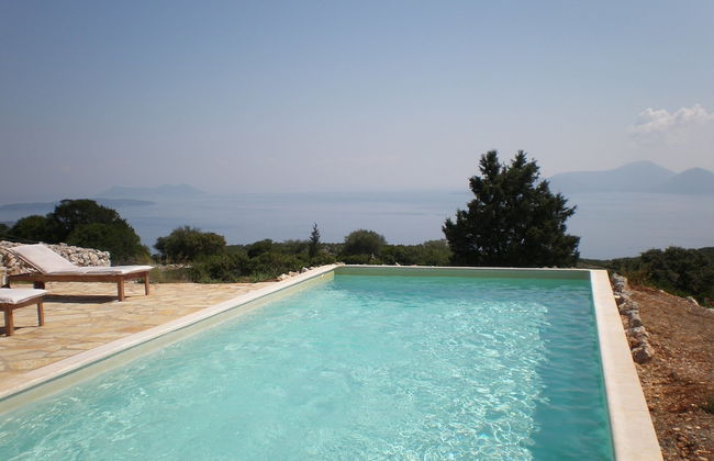 Spacious Villa in Vasiliki with Swimming Pool & Hot Tub - Foto 21