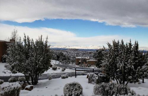 Adobe-Style Home w/ Views < 5 Mi to Santa Fe Plaza - Foto 2