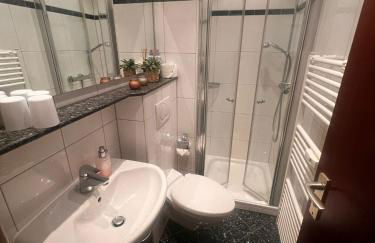 Lord Nelson Apartment 14 - Photo 25