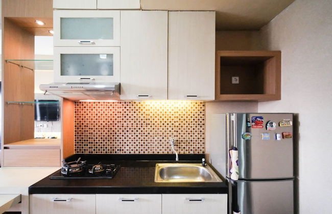 Homey And Tidy 2Br At Puri Mas Apartment - Foto 8