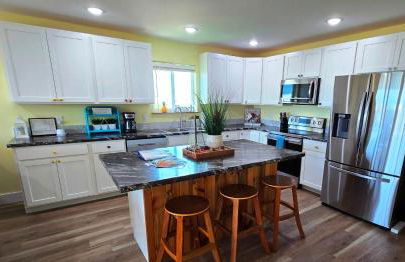 Private Lazy River Pool, 4-bed house, & dock - Foto 7