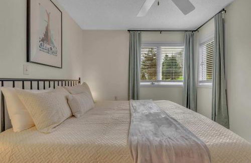 Updated Ski In Ski Out Condo Holiday Valley - Foto 37