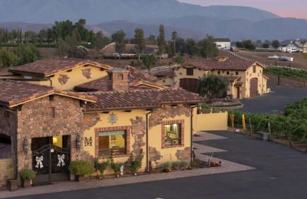 Soaking Tub Vineyard Views Wine Trail Access The Casita at Vines Estate by AvantStay - Foto 17