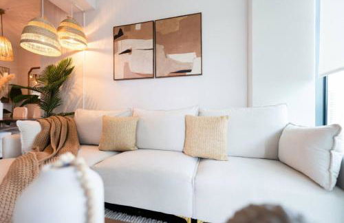 Buckhead High-Rise Retreat with Pool & Balcony - Foto 7