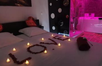 SPA privatif Love room, Le Hammam et Bulles, chez Nuits Chartraines - Foto 25