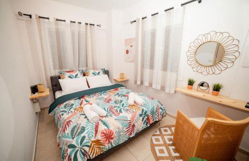 Σπίτι με πισίνα δίπλα στο αεροδρόμιο. - Foto 51