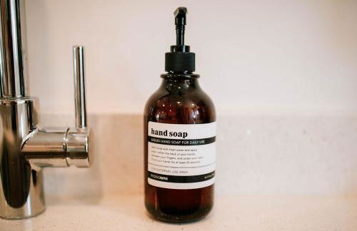 Artist Retreat Near Downtown, Stadium & UGA - Photo 16