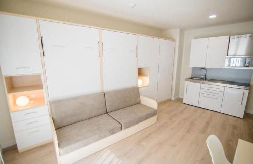 Apartamentos Plaza de Santiago - Estudios Turisticos - 1 LLAVE - Foto 55
