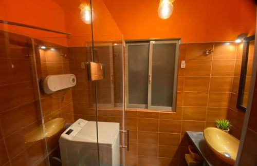 Waterfront Penthouse - Photo 20