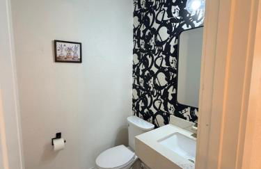 Spacious 4BR near FIFA, NRG, Downtown, Zoo, Hermann Park & Med Center - Foto 34